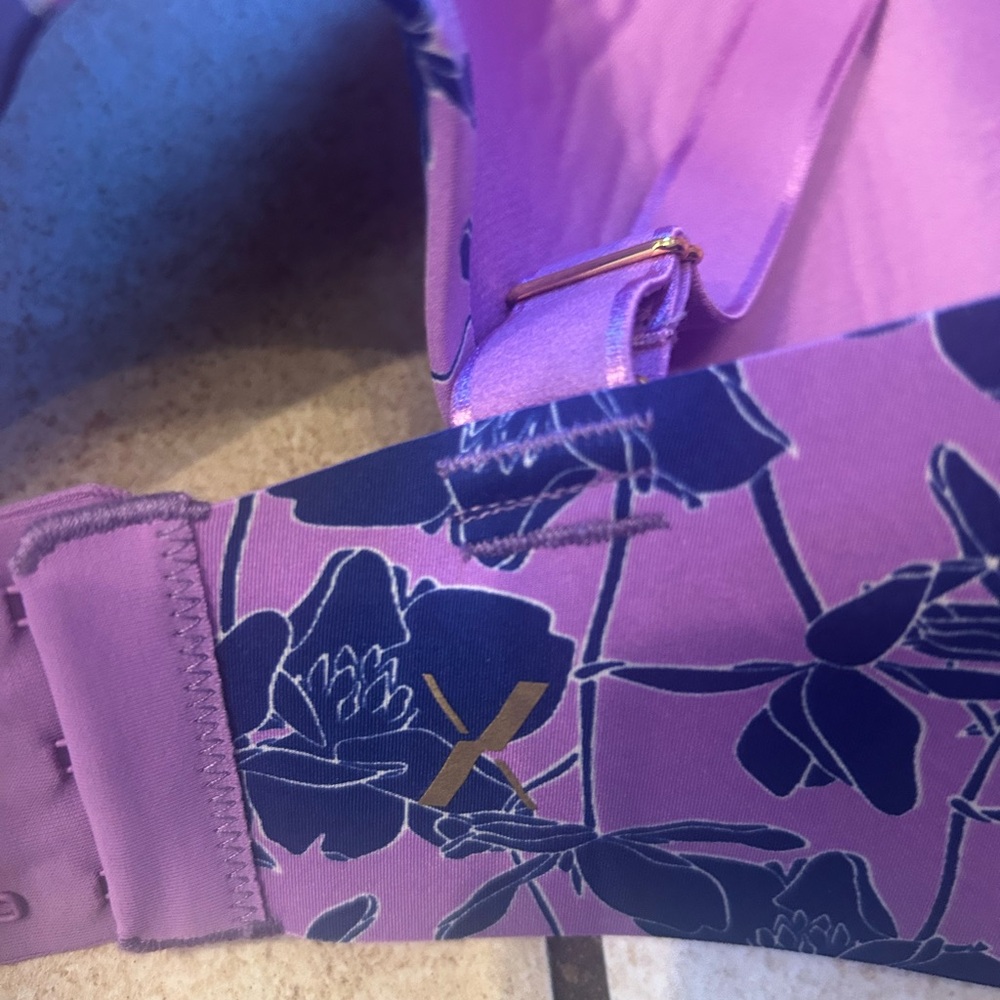 Knix Purple Floral Bra - Picture 8 of 8